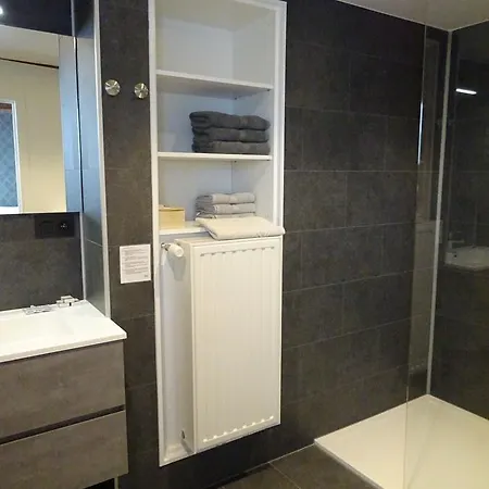 Hotel D'hommelbelle 2*